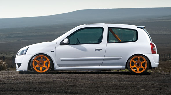 https://www.fastcar.co.uk/wp-content/uploads/sites/2/2016/05/Renault-Clio-172-182-tuning-guide.jpg
