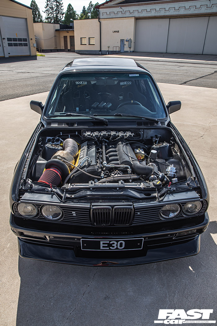 Turbocharged BMW E30 325i