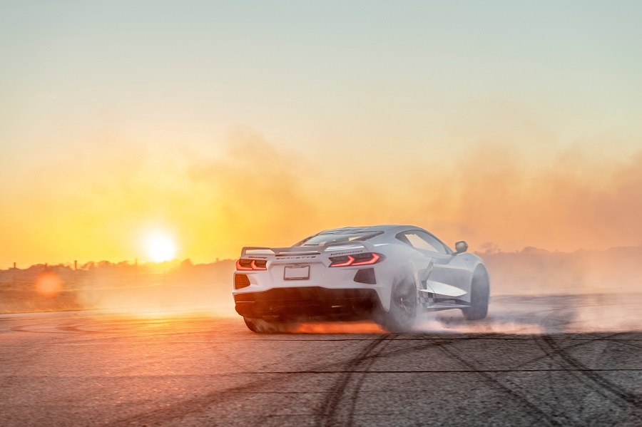 Supercharged Hennessey H700 Corvette Trumps Z06 Fast Car