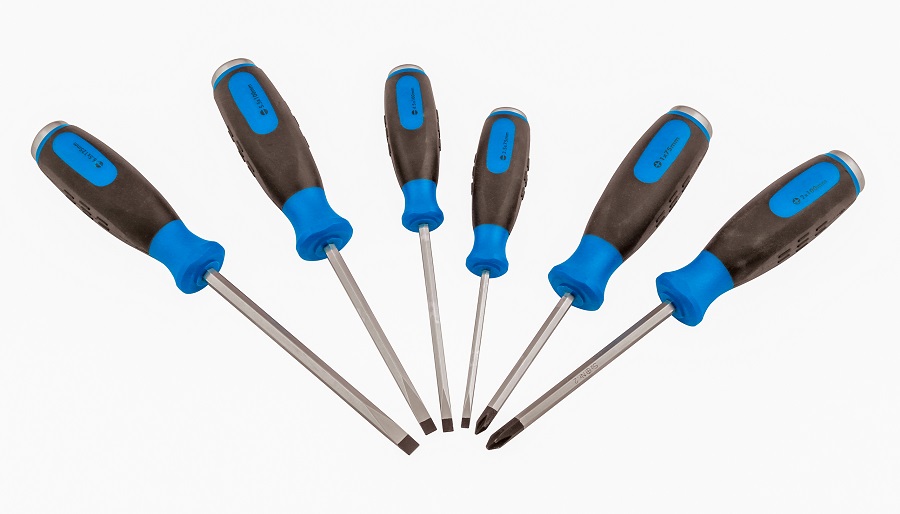 Best Screwdriver Set for 2024 Fast Car