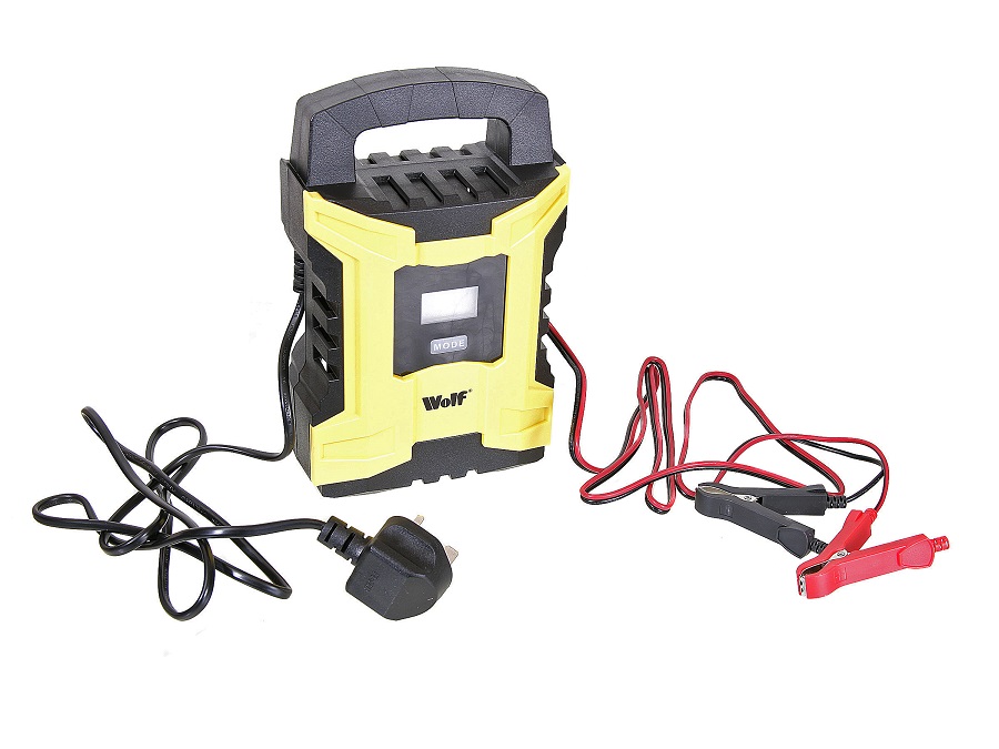 Best Car Battery Chargers for 2024 Fast Car