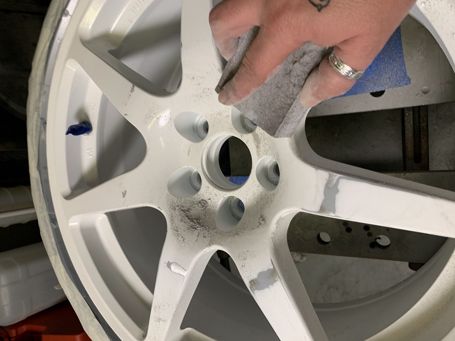 How To Paint Alloy Wheels | Fast Car