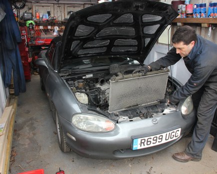 how to change a car radiator