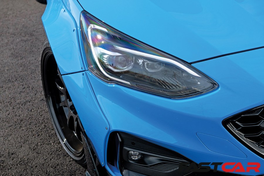 front lights on widebody Focus ST Mk4