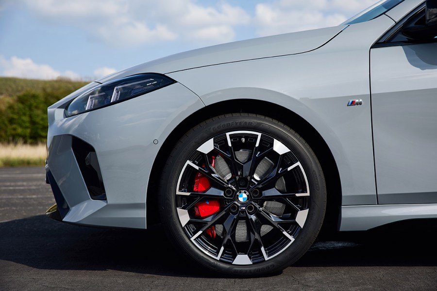 BMW M235 wheels