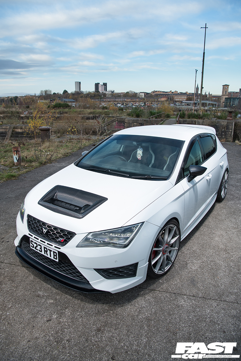 Tuned SEAT Leon Cupra 290 With TCR Influence