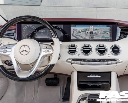 futuristic-car-dashboard